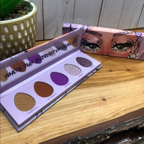 NEW! DRAGUN BEAUTY
Fantasy Palette Vol. I - Picture 11 of 11